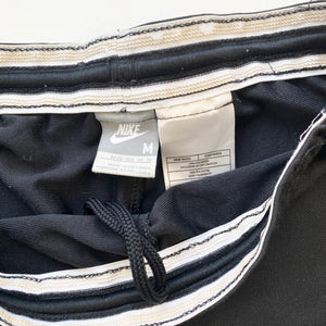 Women’s Nike Shorts (M)