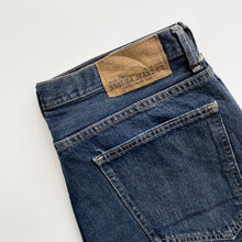 Load image into Gallery viewer, Nautica Jeans W33 L32