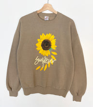 Load image into Gallery viewer, 90s Sunflower Sweatshirt (M)
