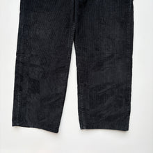Load image into Gallery viewer, Levi’s 569 Cords W34 L27