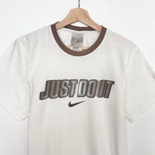 Load image into Gallery viewer, 00s Nike T-shirt (M)