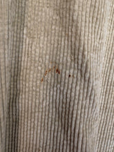 Load image into Gallery viewer, 90s Jumbo Corduroy Shirt (M)