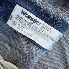 Load image into Gallery viewer, Wrangler Jeans W32 L25