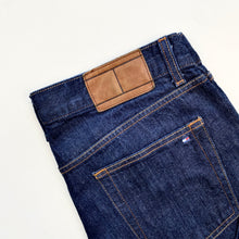 Load image into Gallery viewer, Tommy Hilfiger Jeans W32 L30