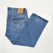 Load image into Gallery viewer, Levi’s 501 W42 L30