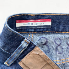 Load image into Gallery viewer, Tommy Hilfiger Jeans W38 L30