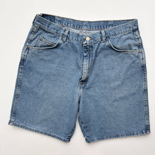 Load image into Gallery viewer, 90s Wrangler Denim Shorts W34