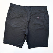 Load image into Gallery viewer, Dickies Shorts W38