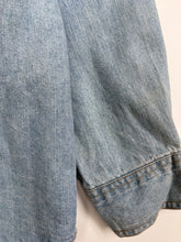 Load image into Gallery viewer, Levi’s Denim Shirt (2XL)