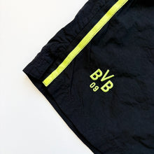Load image into Gallery viewer, 90s Nike Borrusia Dortmund Shorts (L)