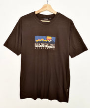 Load image into Gallery viewer, Napapijri T-shirt (S)