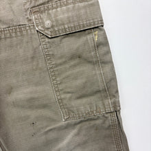Load image into Gallery viewer, Wrangler Carpenter Cargo Jeans W32 L30