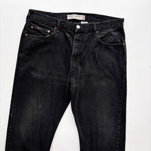 Load image into Gallery viewer, Levi’s 505 W38 L27