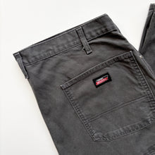 Load image into Gallery viewer, Dickies Jeans W38 L30