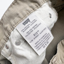 Load image into Gallery viewer, Levi’s 513 Cords W32 L32