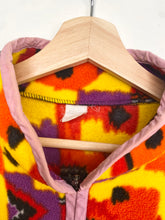 Load image into Gallery viewer, 90s Abstract Fleece (M)