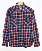 Load image into Gallery viewer, Wrangler Flannel Shirt (L)