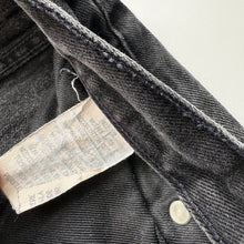 Load image into Gallery viewer, 00s Tommy Hilfiger Jeans W30 L32