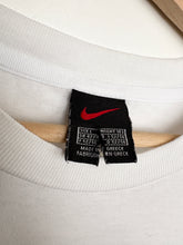 Load image into Gallery viewer, 90s Nike T-shirt (L)