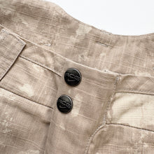 Load image into Gallery viewer, BNWT Women’s 00s Nike ACG Cargo Shorts (M)