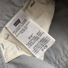 Load image into Gallery viewer, Levi’s 514 Cords W32 L32