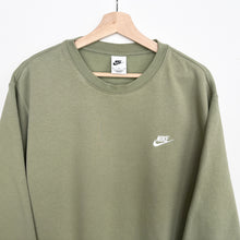 Load image into Gallery viewer, Nike Sweatshirt (XL)