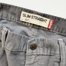 Load image into Gallery viewer, Levi’s 514 Cords W38 L32
