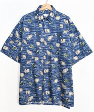 Load image into Gallery viewer, 90s Abstract Sea Shell Crazy Print Shirt (L)