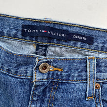 Load image into Gallery viewer, Tommy Hilfiger Jeans W36 L30