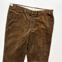 Load image into Gallery viewer, 90s L.L.Bean Corduroy Trousers W44 L32