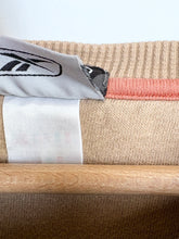 Load image into Gallery viewer, 00s Reebok Sweatshirt (L)