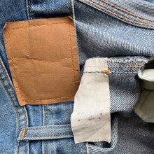 Load image into Gallery viewer, Levi’s Jeans W34 L34