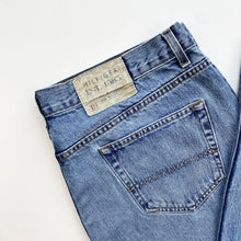 Load image into Gallery viewer, Tommy Hilfiger Jeans W38 L30