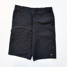 Load image into Gallery viewer, Dickies Shorts W28