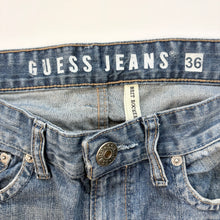 Load image into Gallery viewer, 00s Guess Jeans W36 L32