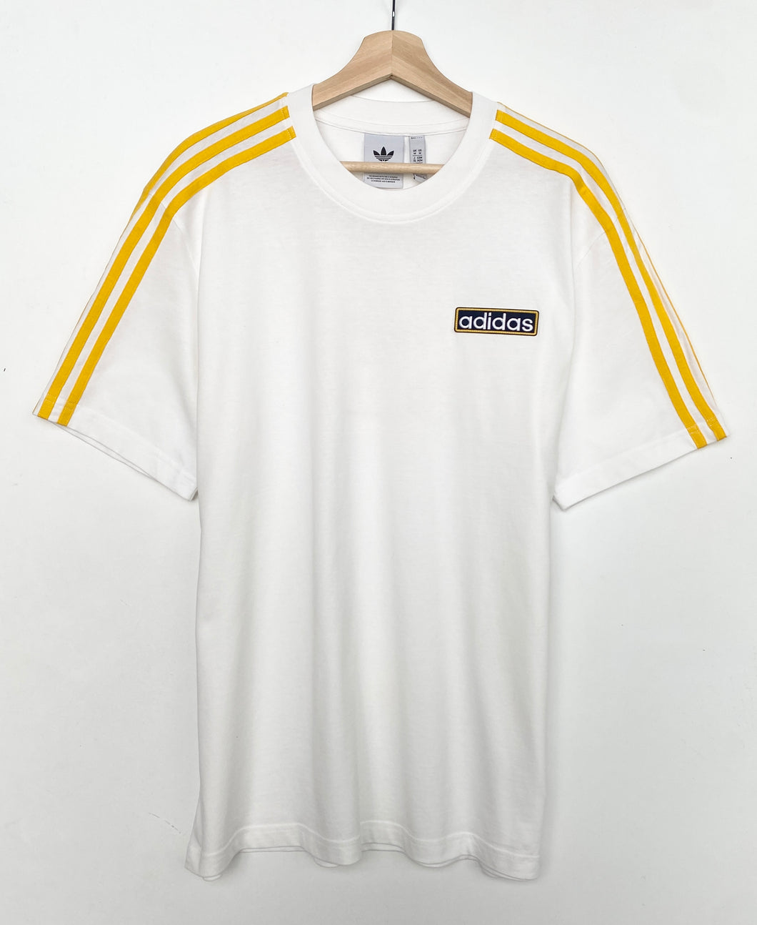 Adidas T-shirt (M)
