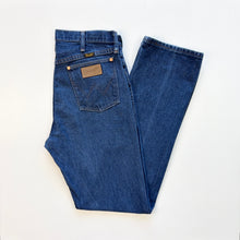 Load image into Gallery viewer, Wrangler Jeans W33 L34