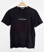 Load image into Gallery viewer, Fred Perry T-shirt (S)