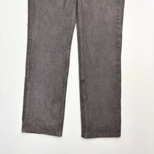 Load image into Gallery viewer, Levi’s 514 Cords W28 L32