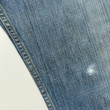 Load image into Gallery viewer, Levi’s 505 W36 L30