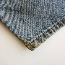 Load image into Gallery viewer, 90s Tommy Hilfiger Jeans W34 L34