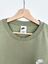 Load image into Gallery viewer, Nike Sweatshirt (XL)