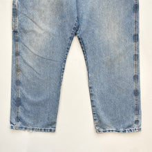 Load image into Gallery viewer, Wrangler Carpenter Jeans W38 L29