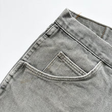 Load image into Gallery viewer, 90s Wrangler Denim Shorts W38