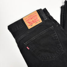 Load image into Gallery viewer, Levi’s 505 Jeans W34 L28