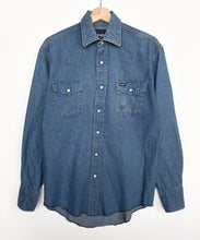 Load image into Gallery viewer, 90s Wrangler Denim Western Shirt (M)