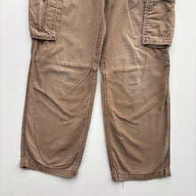 Load image into Gallery viewer, Carhartt Cargos W33 L30
