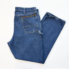Load image into Gallery viewer, Wrangler Jeans W40 L36