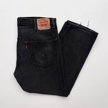 Load image into Gallery viewer, Levi’s 505 W38 L27