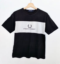 Load image into Gallery viewer, Women’s Fred Perry T-shirt (S)